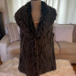 Faux Fur Vest from White House Black Market Size M new without tags never worn.